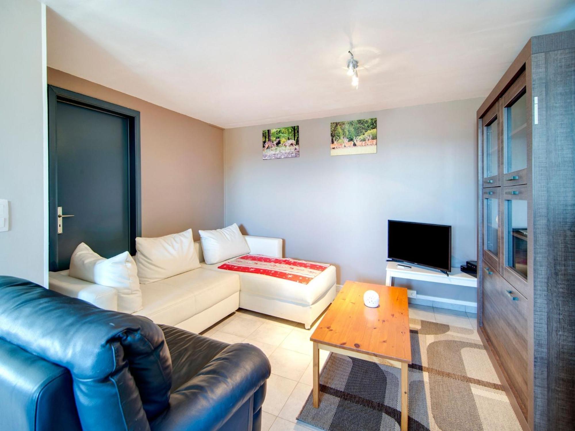 Sophisticated Holiday Home In Lierneux Near Forest Eksteriør bilde